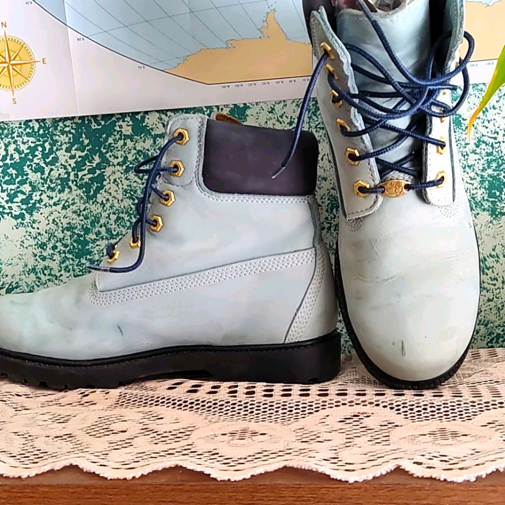 Timberland boots size 9.5 med